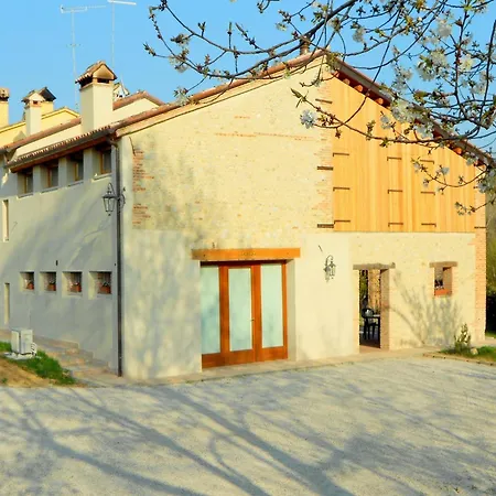 Dom wakacyjny Modern In Pagnano Italy Near Forest *