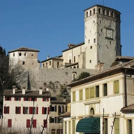 Modern In Pagnano Italy Near Forest Dom wakacyjny *